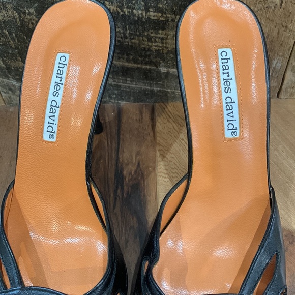 Charles Davis black pointed heels - Picture 4 of 8